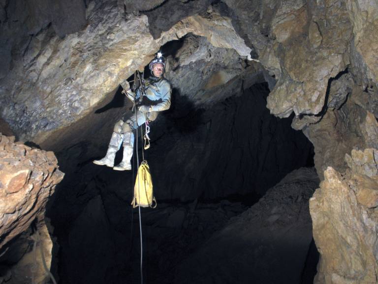 De Puits Lucky Luke komt in een grote galerij uit