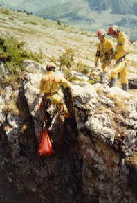 Devoluy: ready to go down the 165m entrance pitch of Chourum Dupont-Martin